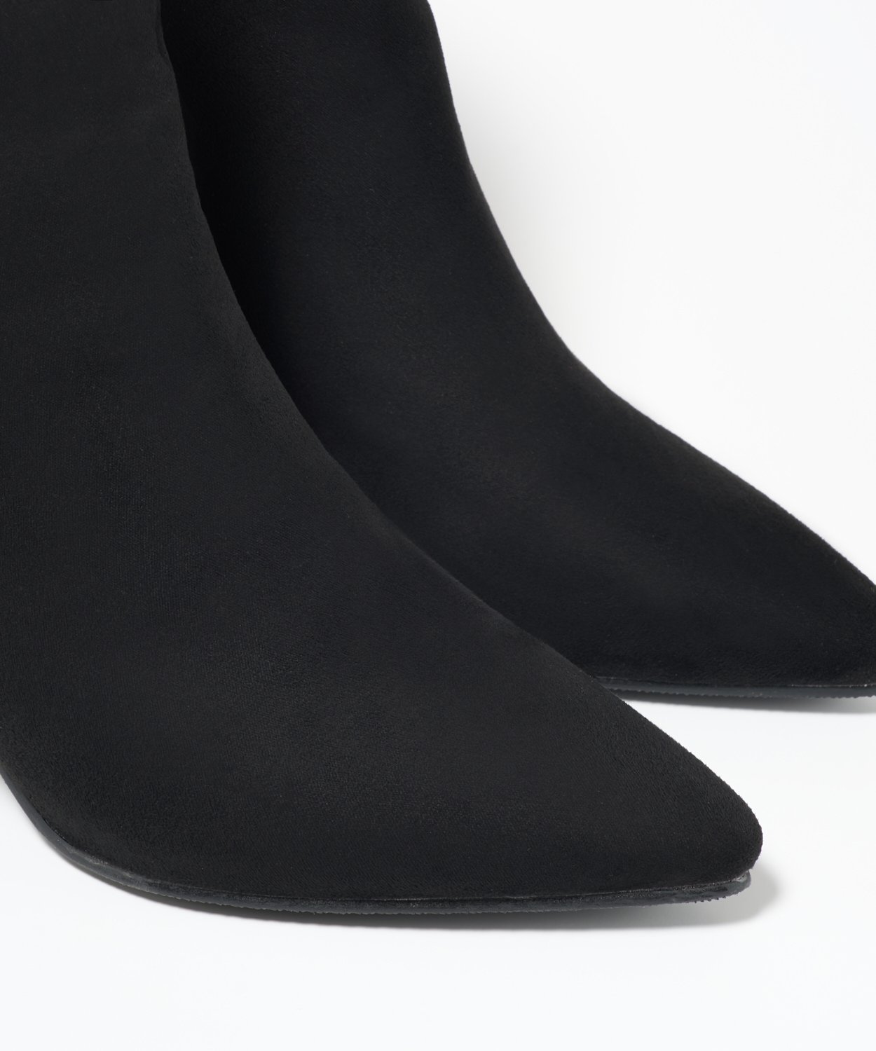 Botines tacón fino  image number null